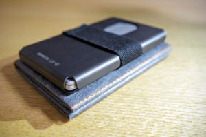 machine era slim wallet on top of slimfold wallet 薄い財布