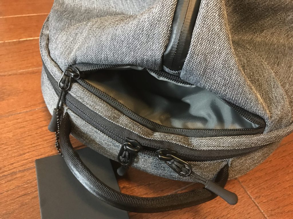 aer fit pack quick access pocket